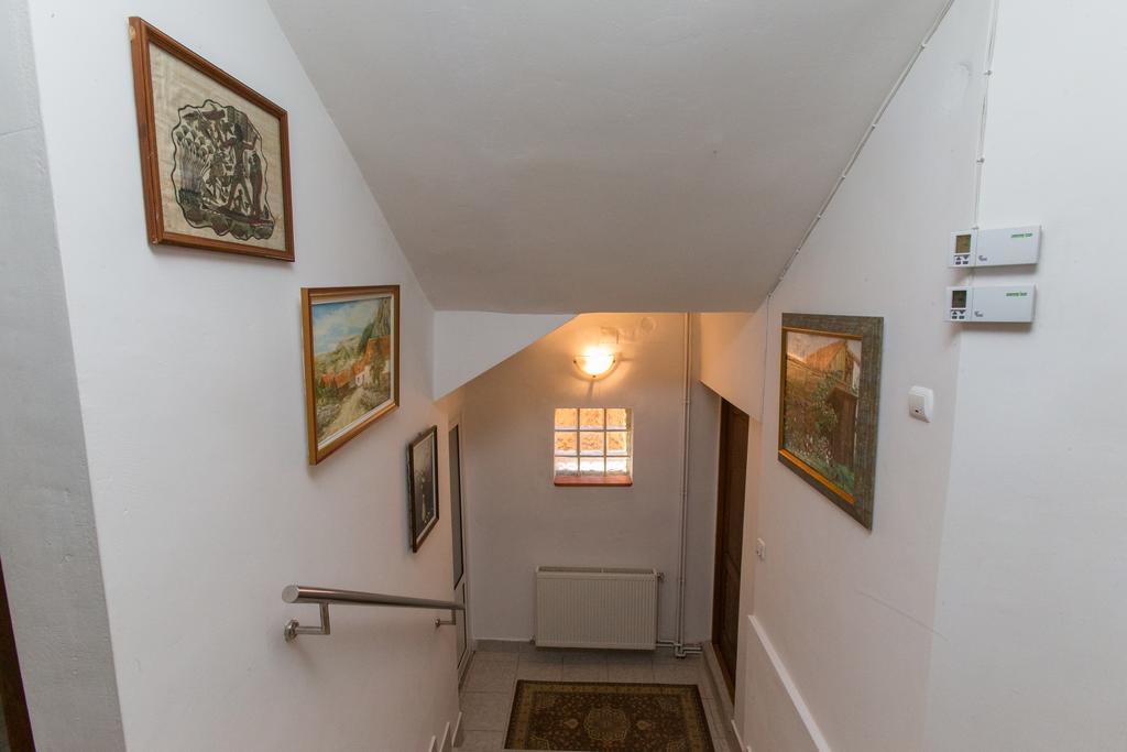 Casa Tudor Turda Eksteriør bilde
